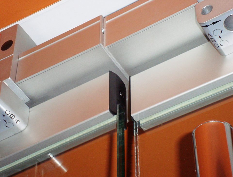 100srg moveable glass wall