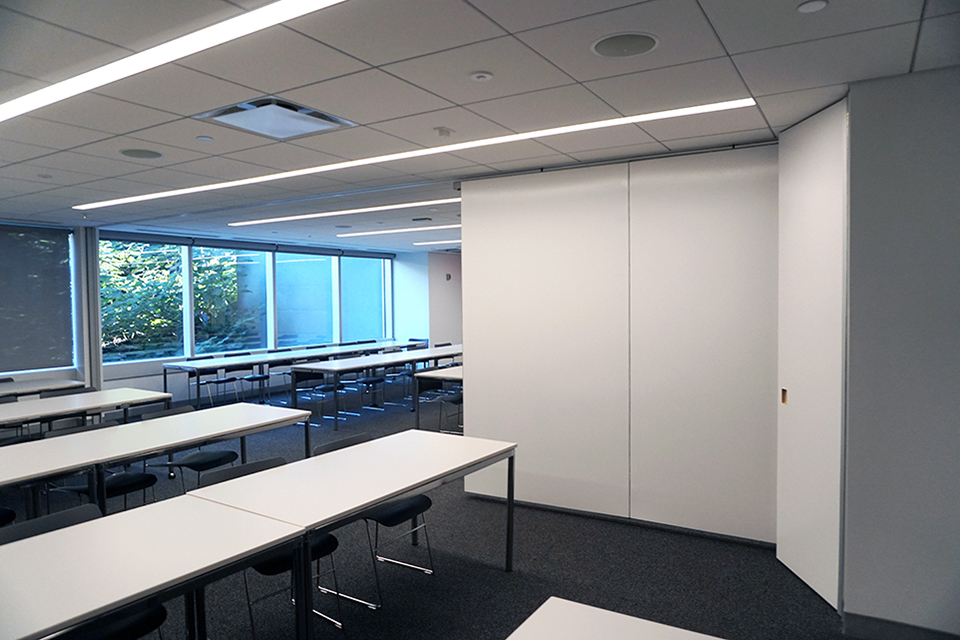 Encore Paired Panels classroom partitions