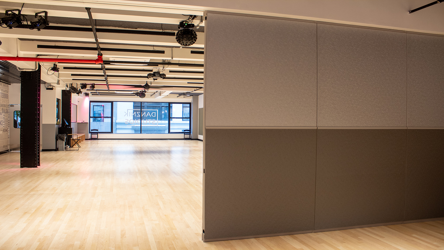 modernfold encore single panel