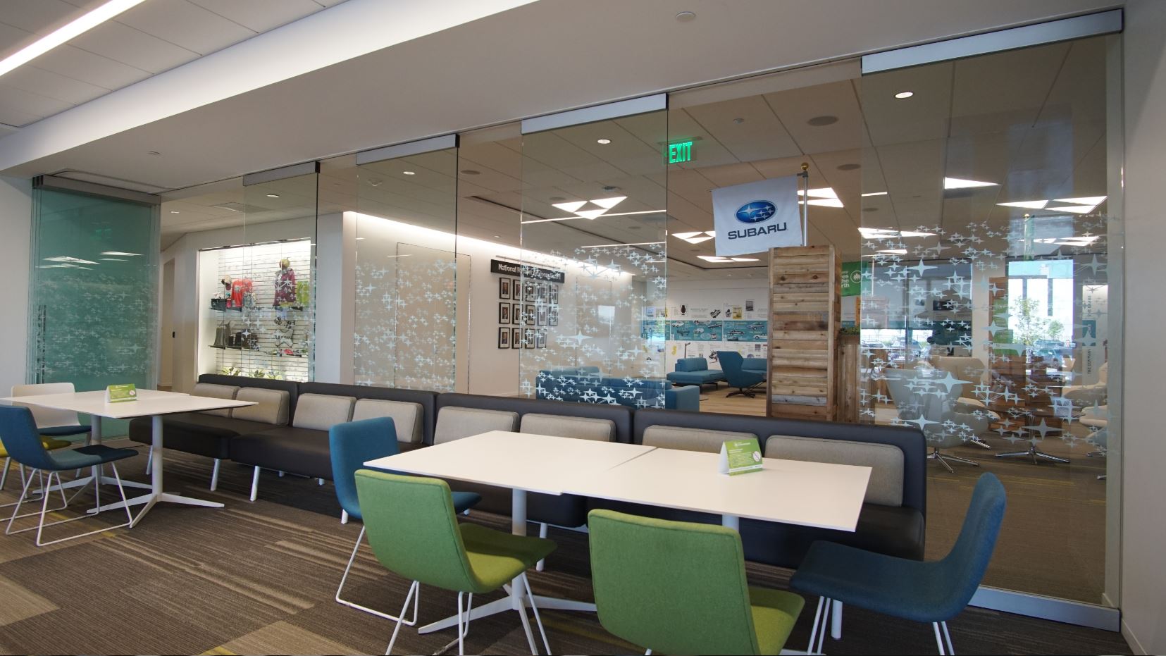 Modernfold-Glass-Wall