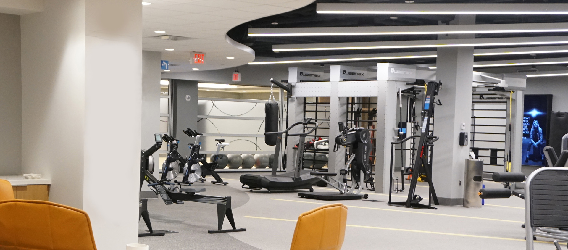 Ubs State Of The Art Fitness Center Utilizes Skyfold Mirage Vertical