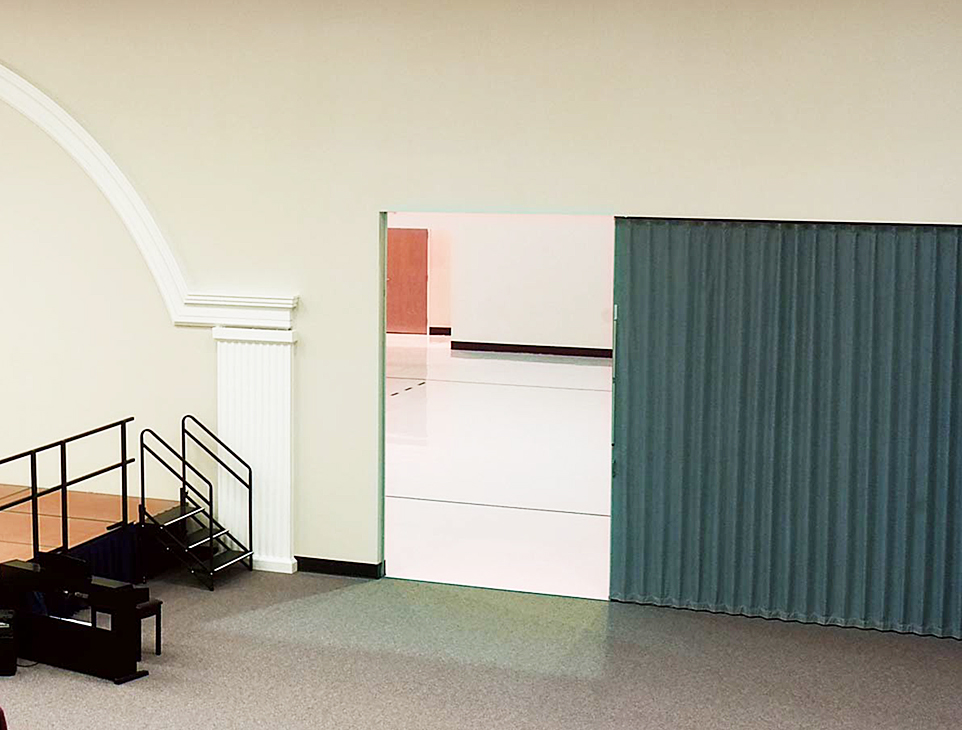 Modernfold Accordion Partition