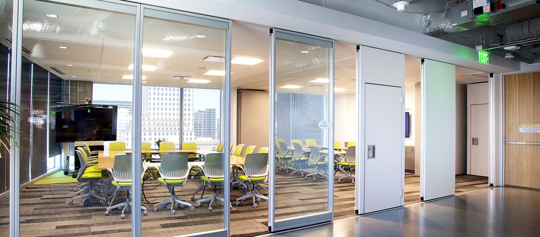 modernfold acousti-clear glass and solid room partition