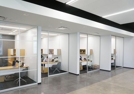 moodwall P2 swing glass doors