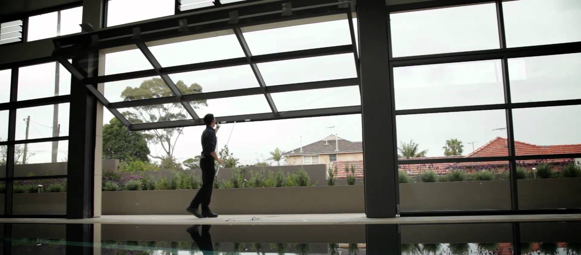 RENLITA S3000 Foldaway Doors by ModernfoldStyles