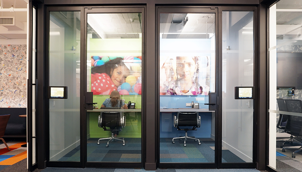 glass doors huddle rooms pk-30